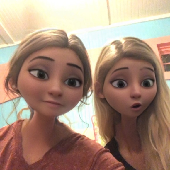 Meet your Posher, Emma & Gracie Stam - Picture 1 of 1